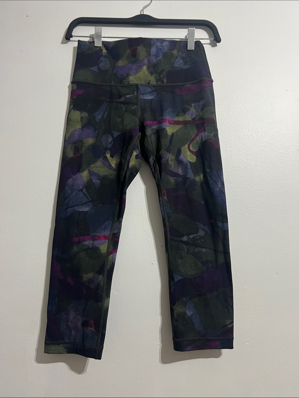 lululemon athletica Olive, Purple & Black Printed High-Rise Capri Leggings